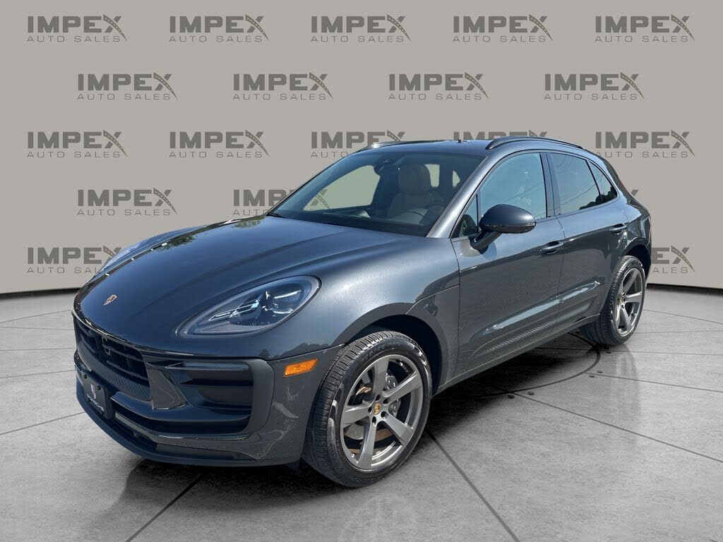 2023 Porsche Macan T AWD