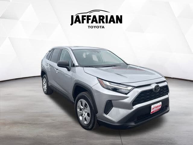 2023 Toyota RAV4 LE FWD