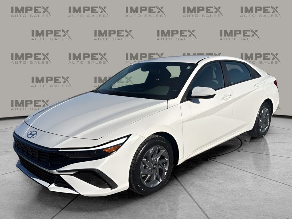 2024 Hyundai Elantra SEL FWD
