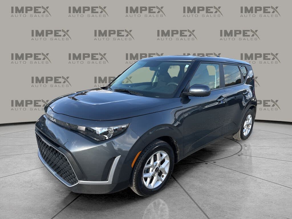 2024 Kia Soul LX FWD