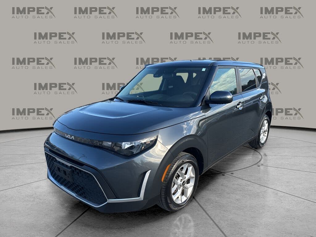 2024 Kia Soul LX FWD