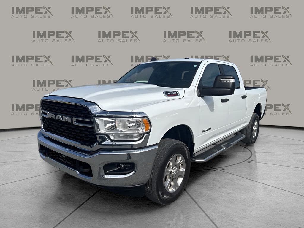 2024 RAM 2500 Big Horn Crew Cab 4WD