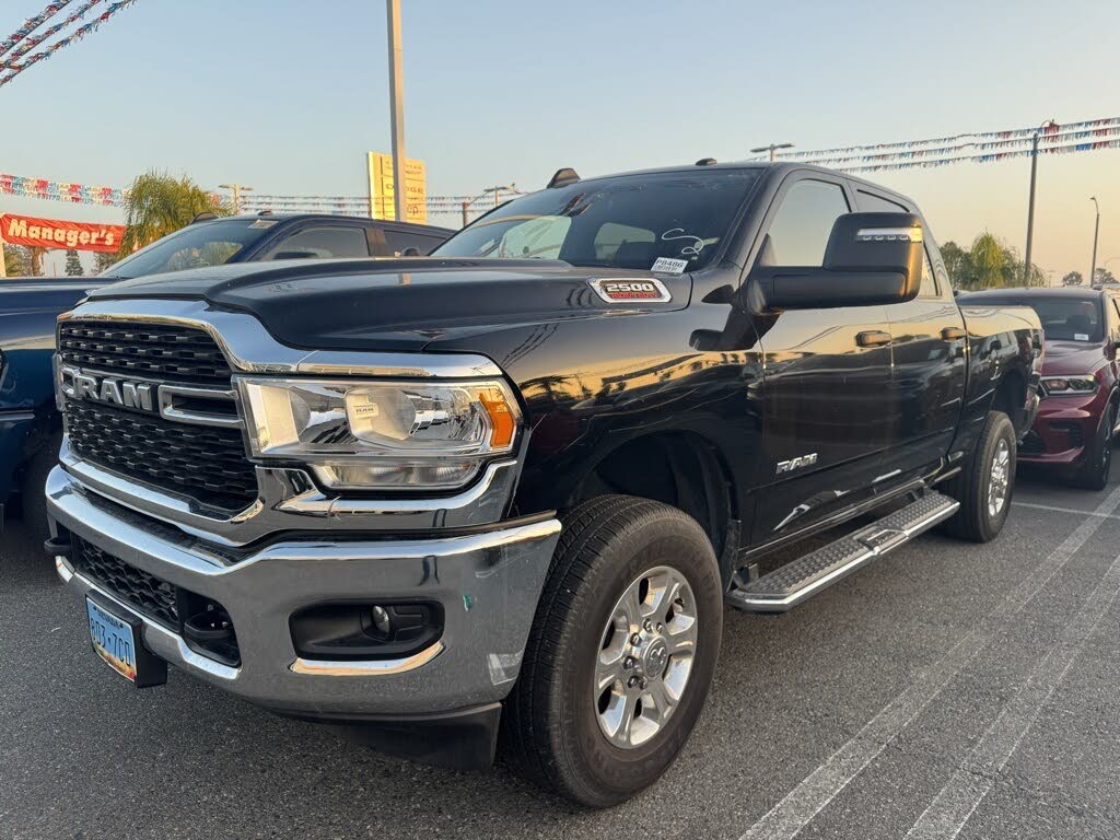 2024 RAM 2500 Big Horn Crew Cab 4WD