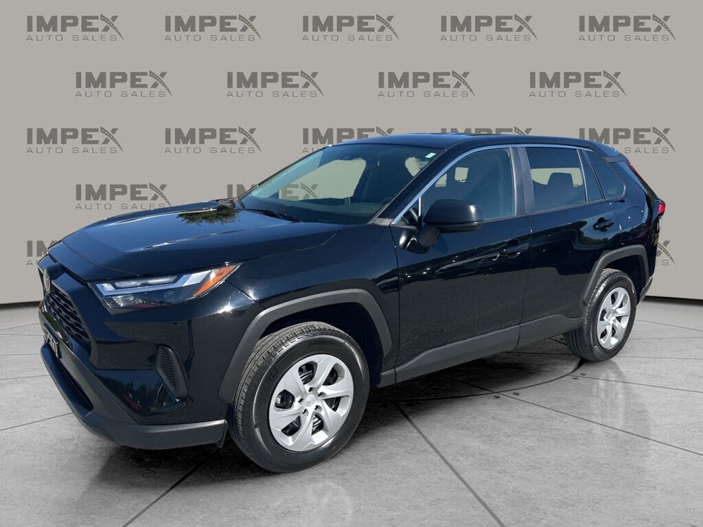 2024 Toyota RAV4 LE AWD