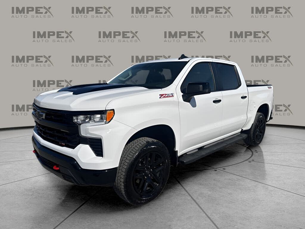 2025 Chevrolet Silverado 1500 LT Trail Boss Crew Cab 4WD