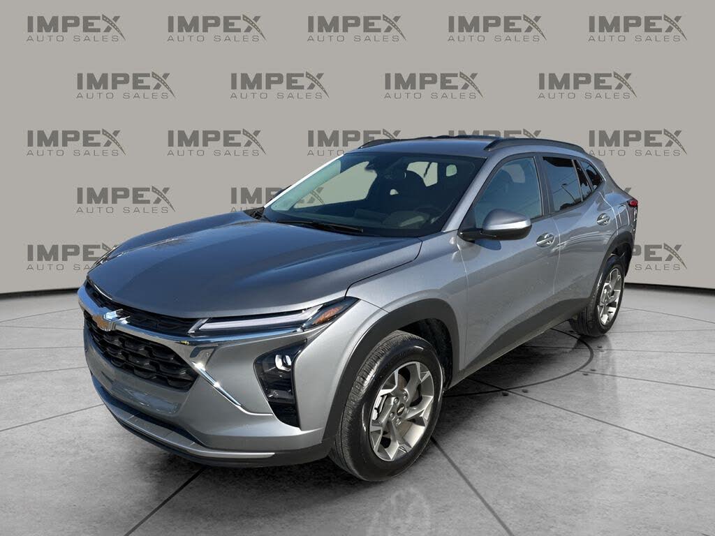 2025 Chevrolet Trax LT FWD