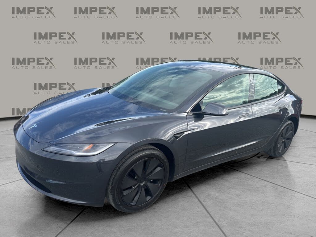 2025 Tesla Model 3 Long Range RWD