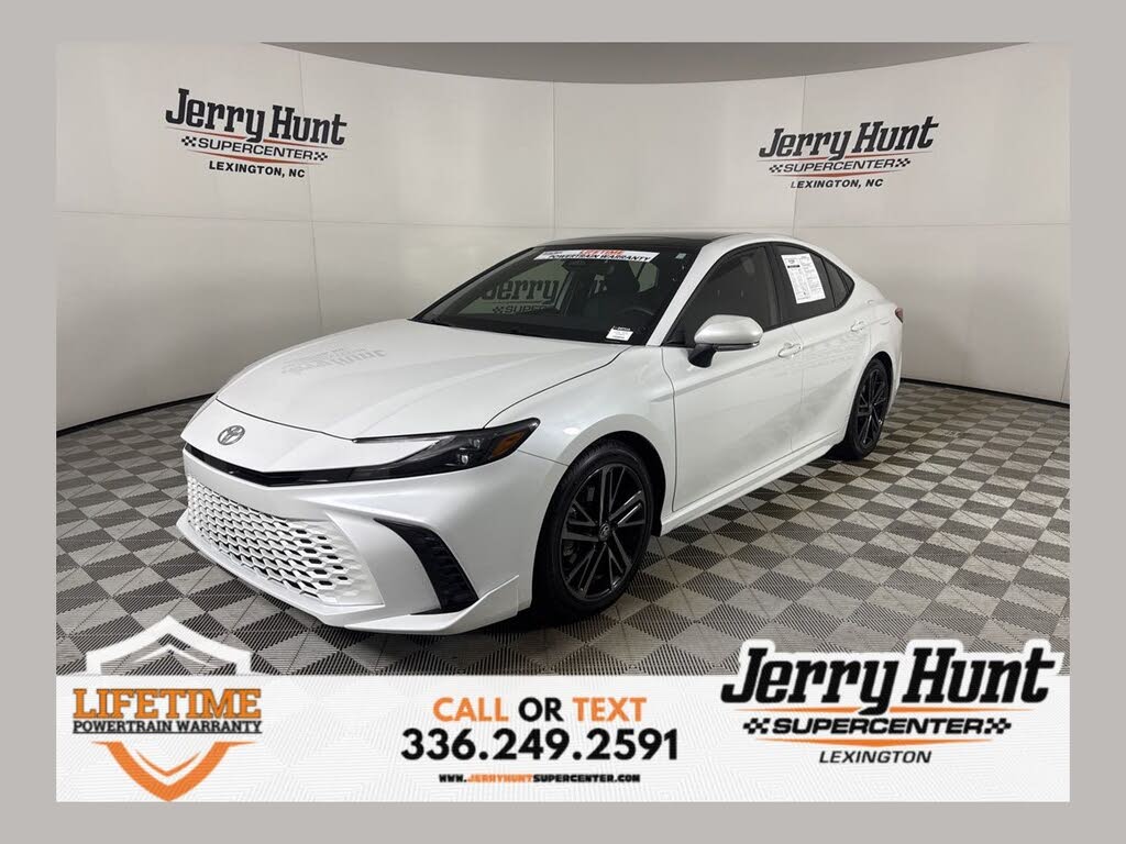 2025 Toyota Camry XSE FWD