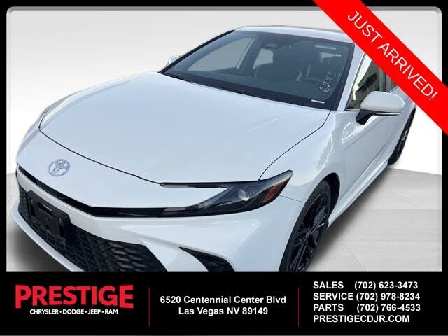 2025 Toyota Camry SE FWD