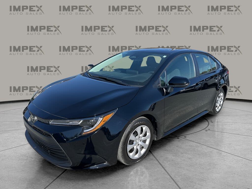 2025 Toyota Corolla LE FWD