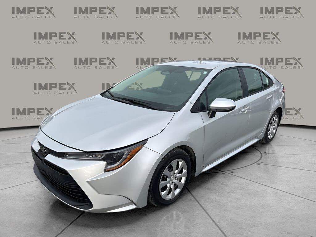2025 Toyota Corolla LE FWD