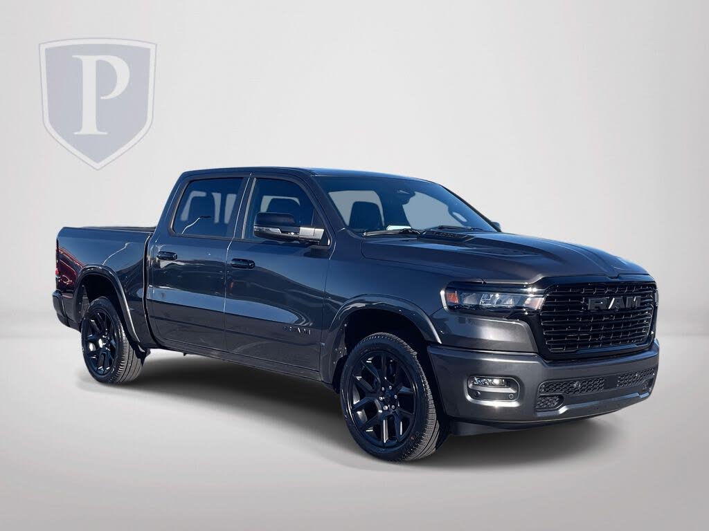 2026 RAM 1500 Laramie Crew Cab 4WD