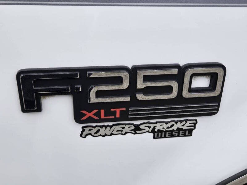 1996 Ford F-250 2 Dr XLT 4WD Extended Cab LB HD