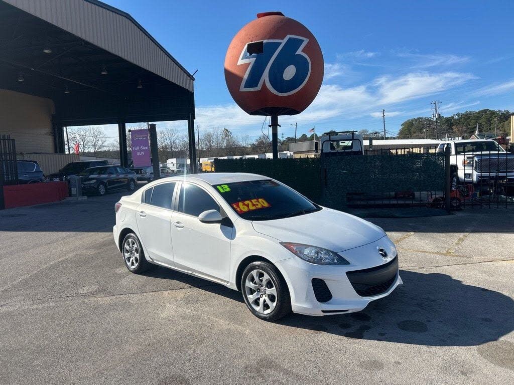 2013 Mazda MAZDA3 i SV