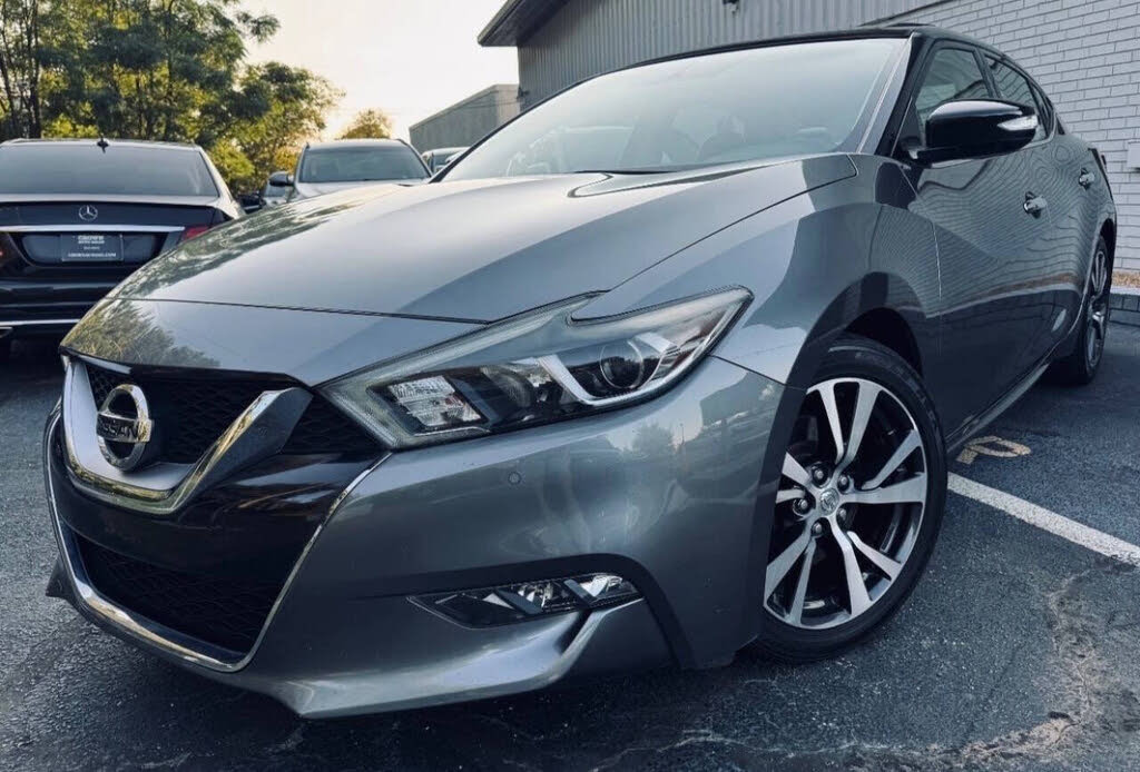 2016 Nissan Maxima SR