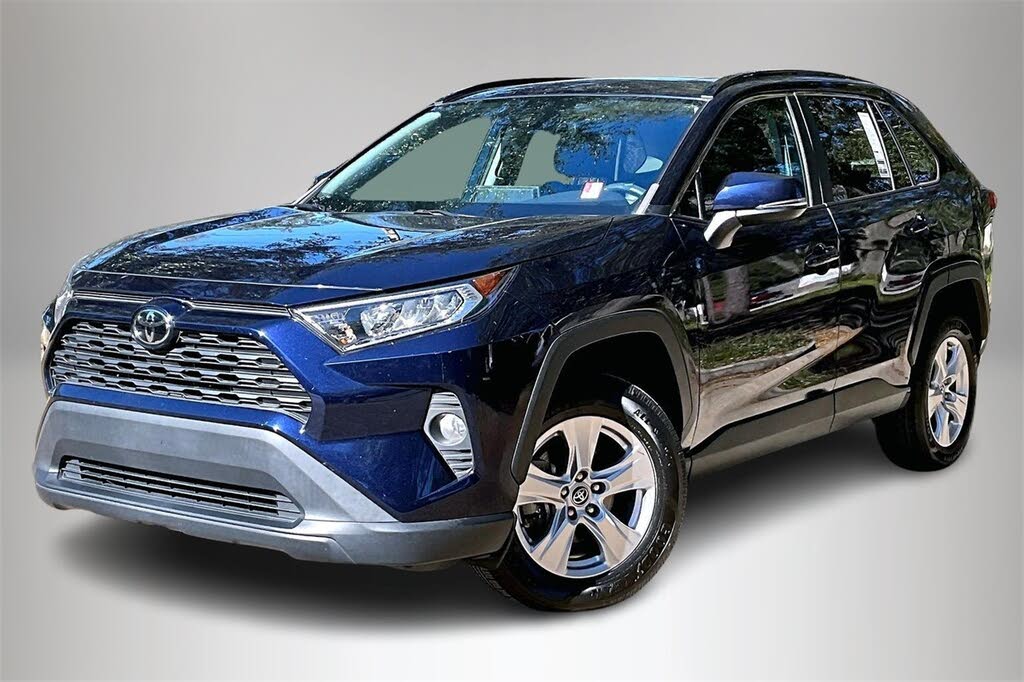 2021 Toyota RAV4 XLE FWD
