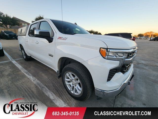 2022 Chevrolet Silverado 1500 LT Crew Cab 4WD