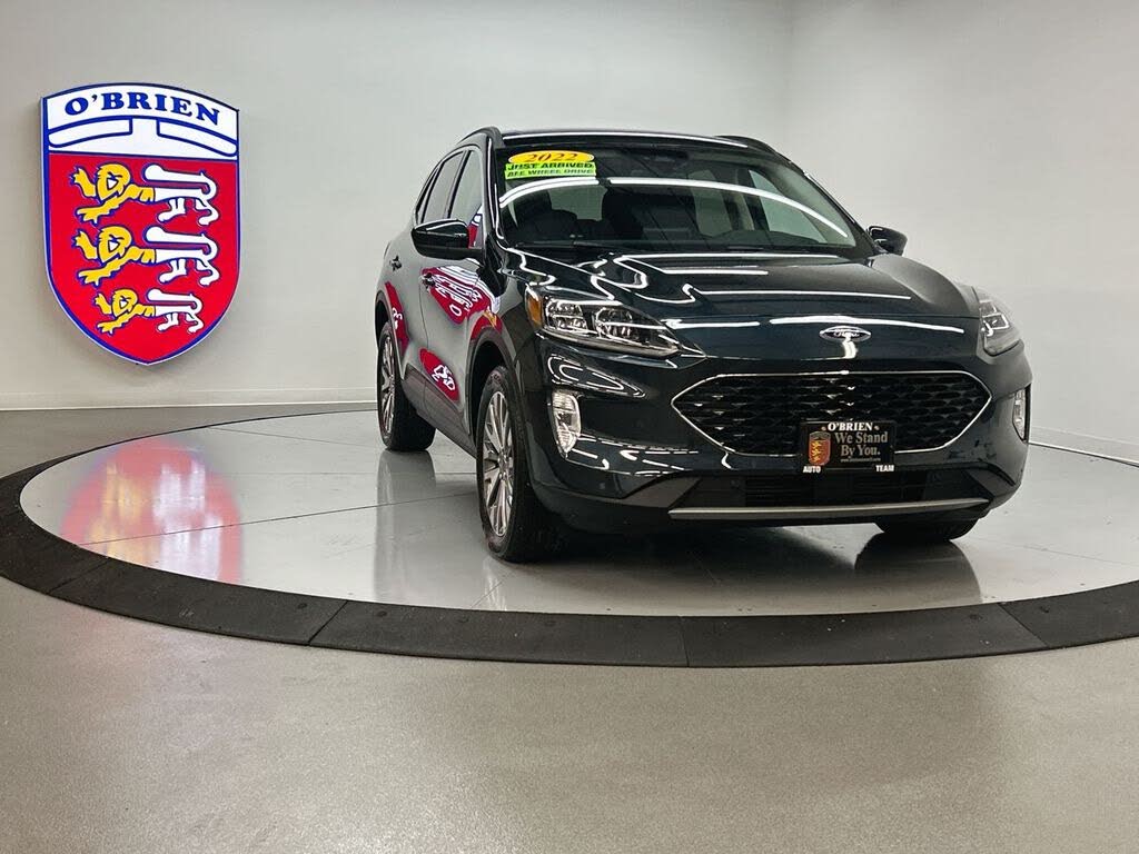 2022 Ford Escape Titanium AWD