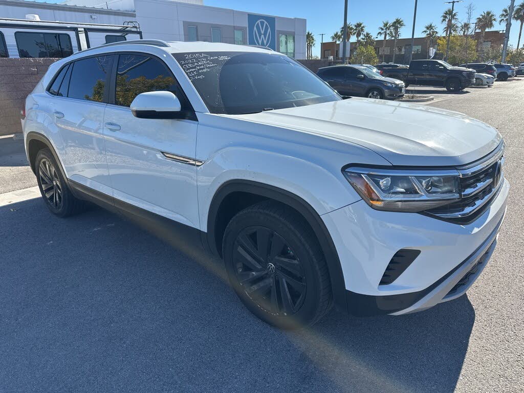 2022 Volkswagen Atlas Cross Sport SE FWD with Technology