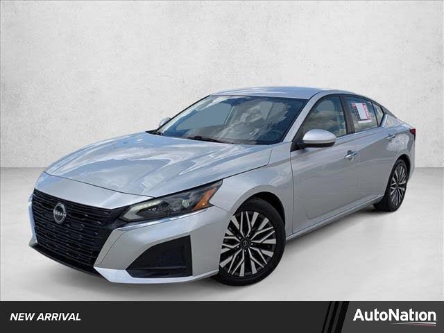 2023 Nissan Altima 2.5 SV FWD