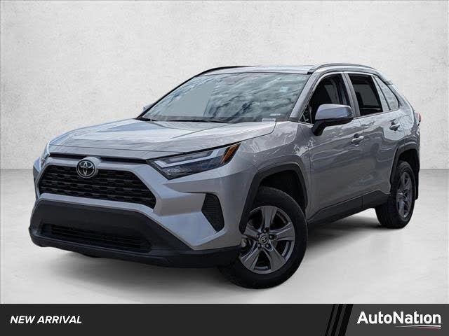 2024 Toyota RAV4 XLE FWD