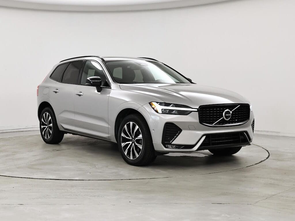 2024 Volvo XC60 B5 Plus Dark Theme AWD