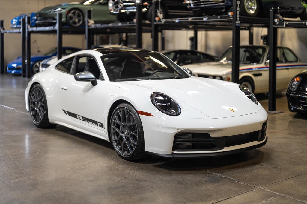 2025 Porsche 911 Carrera T Coupe RWD