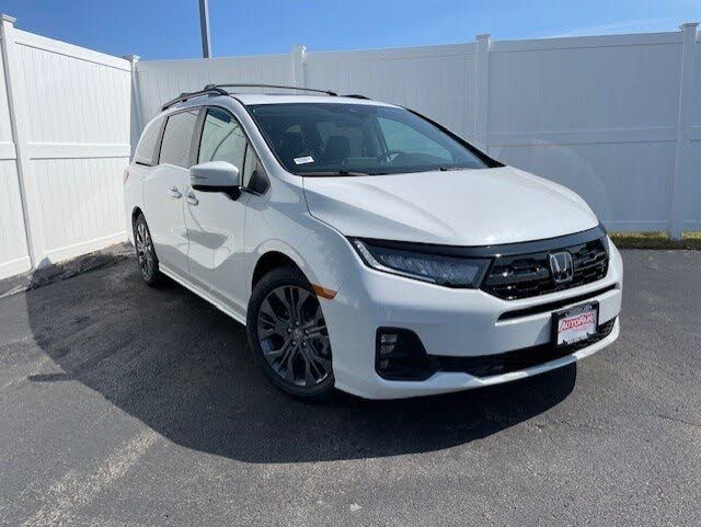 2026 Honda Odyssey Touring FWD