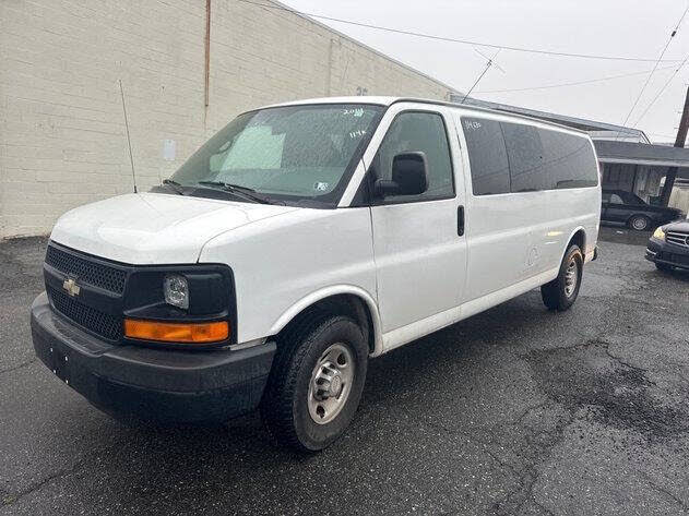 2014 Chevrolet Express 3500 1LS Extended RWD
