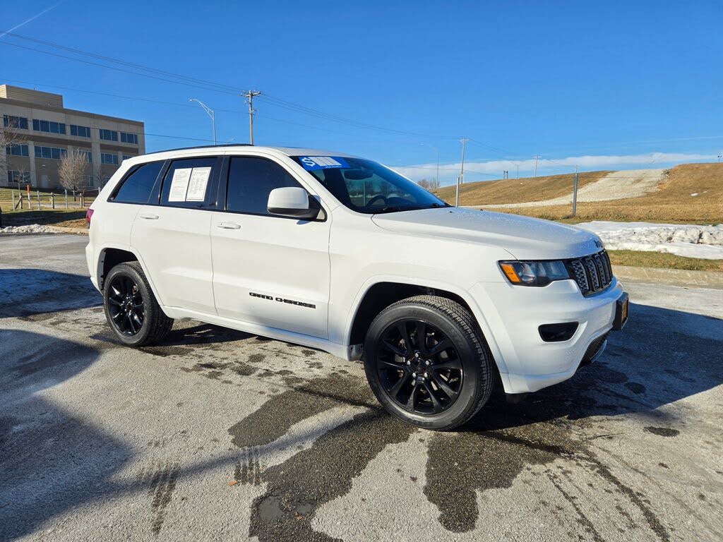 2020 Jeep Grand Cherokee Altitude 4WD
