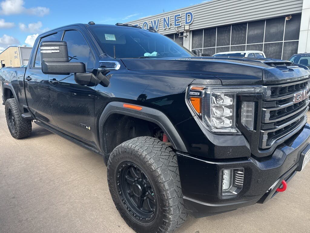 2022 GMC Sierra 2500HD AT4 Crew Cab 4WD
