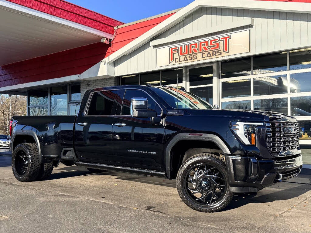 2024 GMC Sierra 3500HD Denali Ultimate Crew Cab LB DRW 4WD