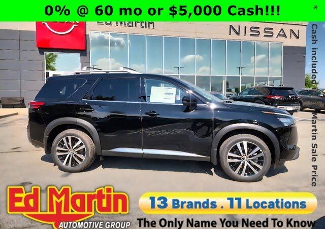 2025 Nissan Pathfinder Platinum 4WD