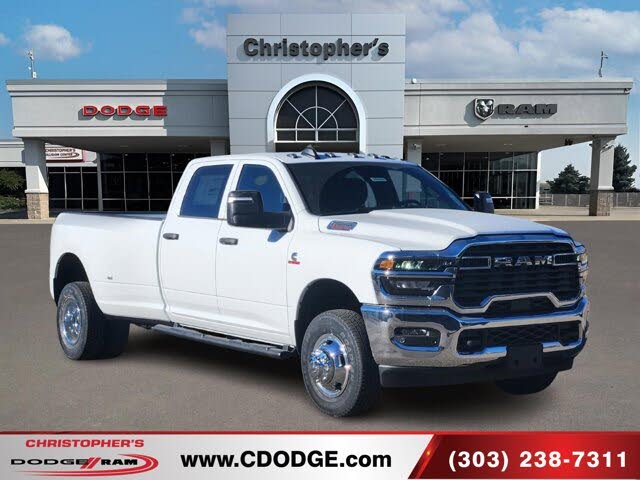 2026 RAM 3500 Tradesman Crew Cab LB DRW 4WD