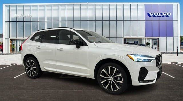 2024 Volvo XC60 B5 Plus Dark Theme AWD