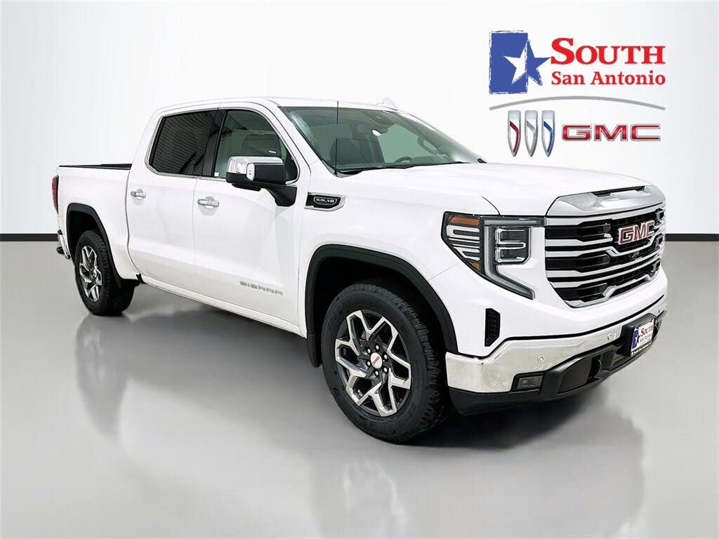 2026 GMC Sierra 1500 SLT Crew Cab RWD
