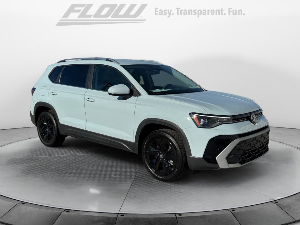 2026 Volkswagen Taos SE FWD