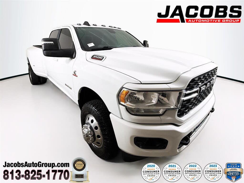 2024 RAM 3500 Big Horn Crew Cab LB DRW 4WD