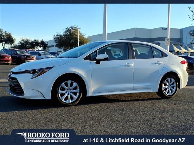 2024 Toyota Corolla LE FWD