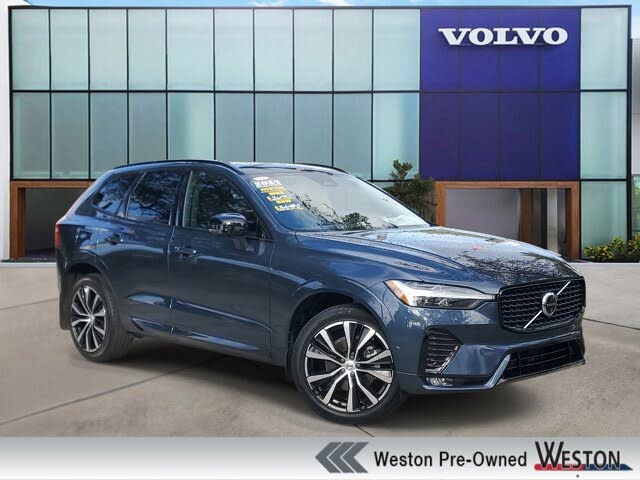 2024 Volvo XC60 B5 Plus Dark Theme AWD