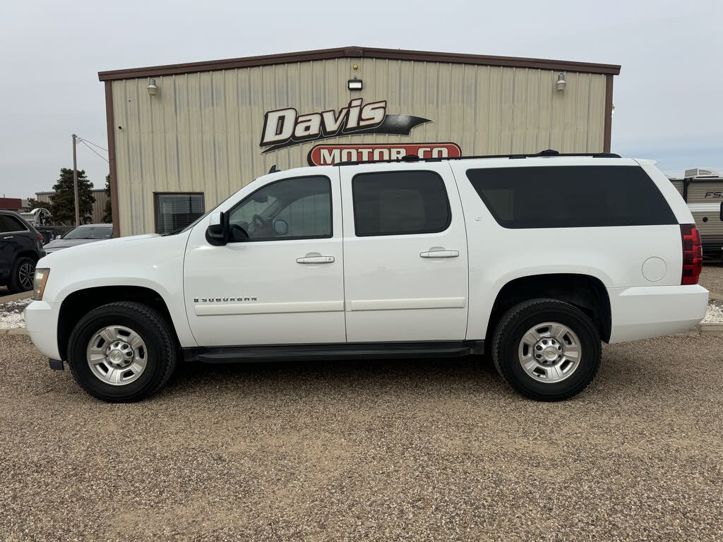 2008 Chevrolet Suburban 2500 LT RWD