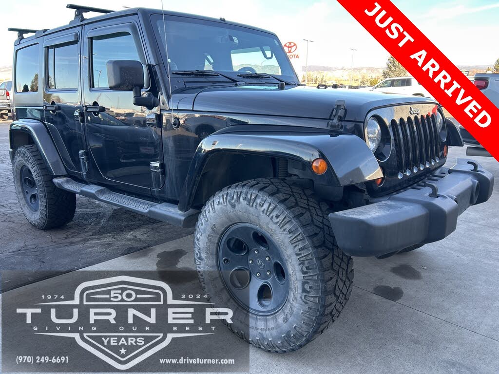 2013 Jeep Wrangler Unlimited Sahara 4WD