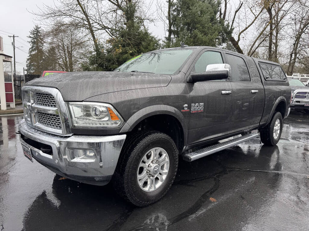 2017 RAM 2500 Laramie Mega Cab 4WD