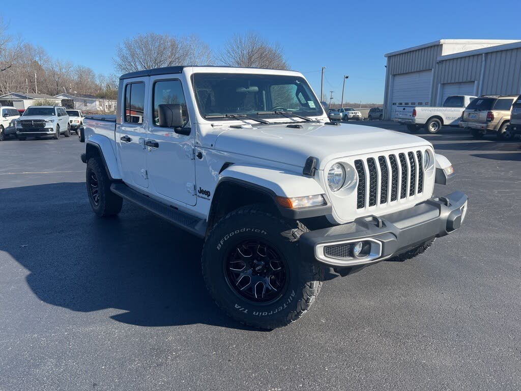 2022 Jeep Gladiator Sport Crew Cab 4WD