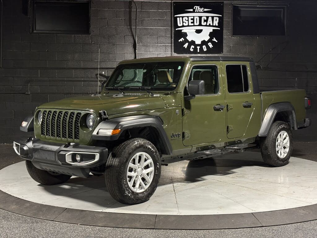 2023 Jeep Gladiator Sport S Crew Cab 4WD