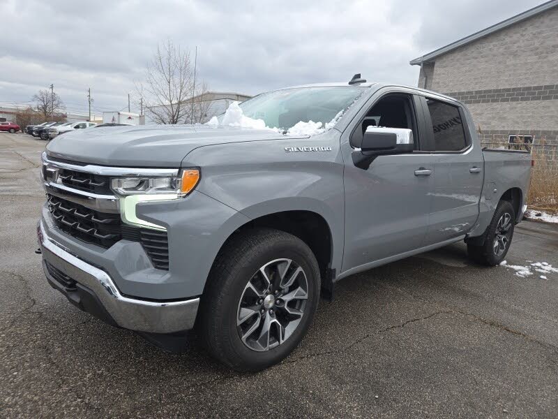 2024 Chevrolet Silverado 1500 LT Crew Cab 4WD