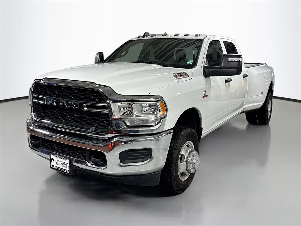 2024 RAM 3500 Tradesman Crew Cab LB DRW 4WD