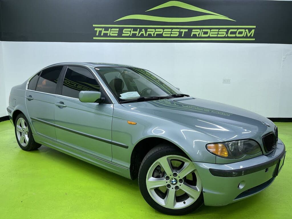 2004 BMW 3 Series 330xi Sedan AWD