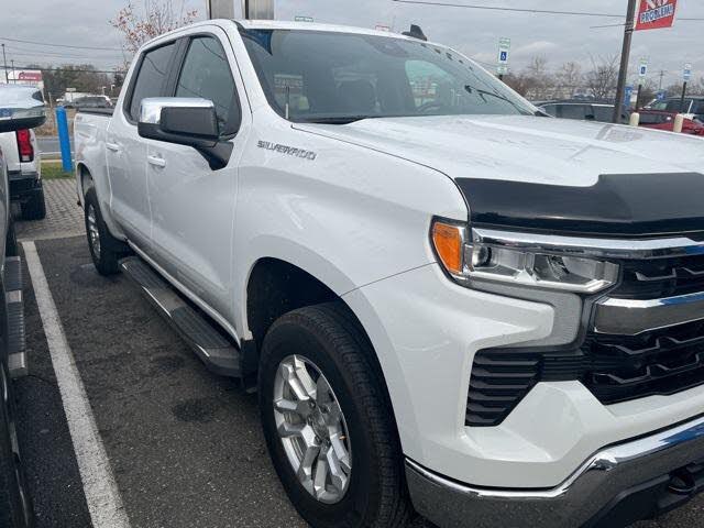 2023 Chevrolet Silverado 1500 LT Crew Cab 4WD