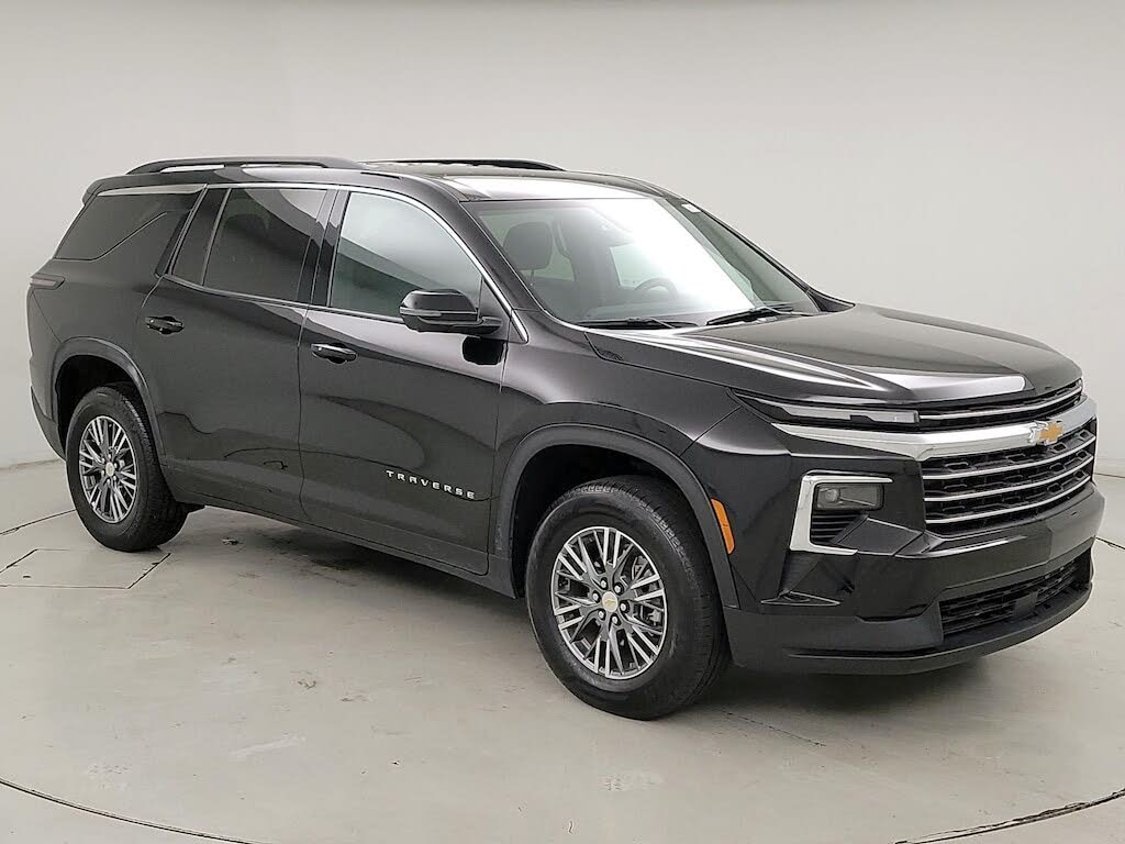 2024 Chevrolet Traverse LT FWD